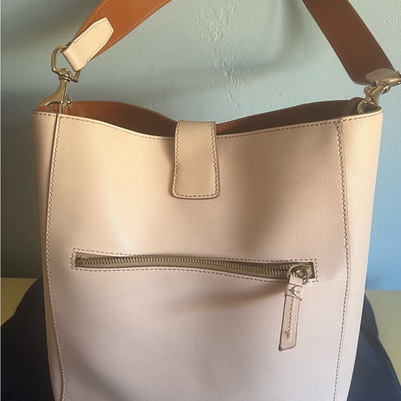 Dooney & Bourke Saffino Leather Bucket Bag with purse-let and key chain - Picture 5 of 14